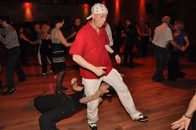 min 2009 02 01 station danse 240